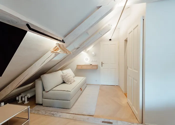 Apartmanovy Dom Bisou - Trojicne Namestie דירה Banská Štiavnica