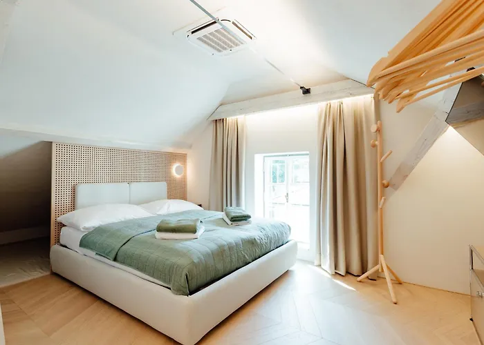 Appartement Apartmánový Dom Bisou - Trojičné Námestie Banská Štiavnica