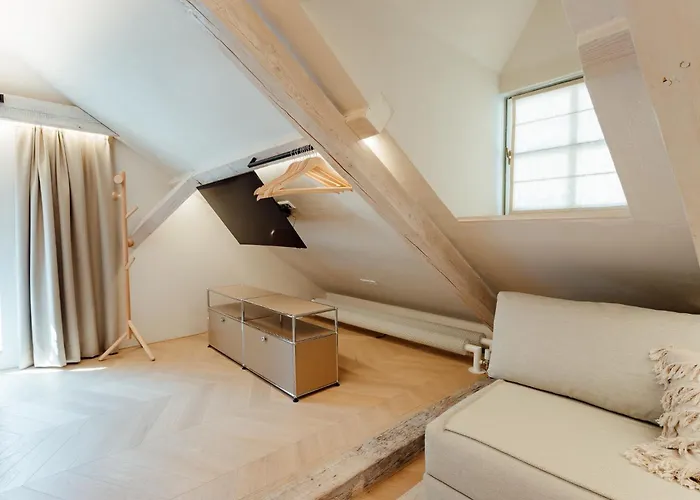 Apartmanovy Dom Bisou - Trojicne Namestie *